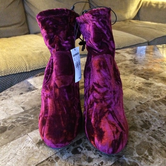 LAST CHANCE Maroon Velvet Heeled Ankle Boots - Picture 4 of 4